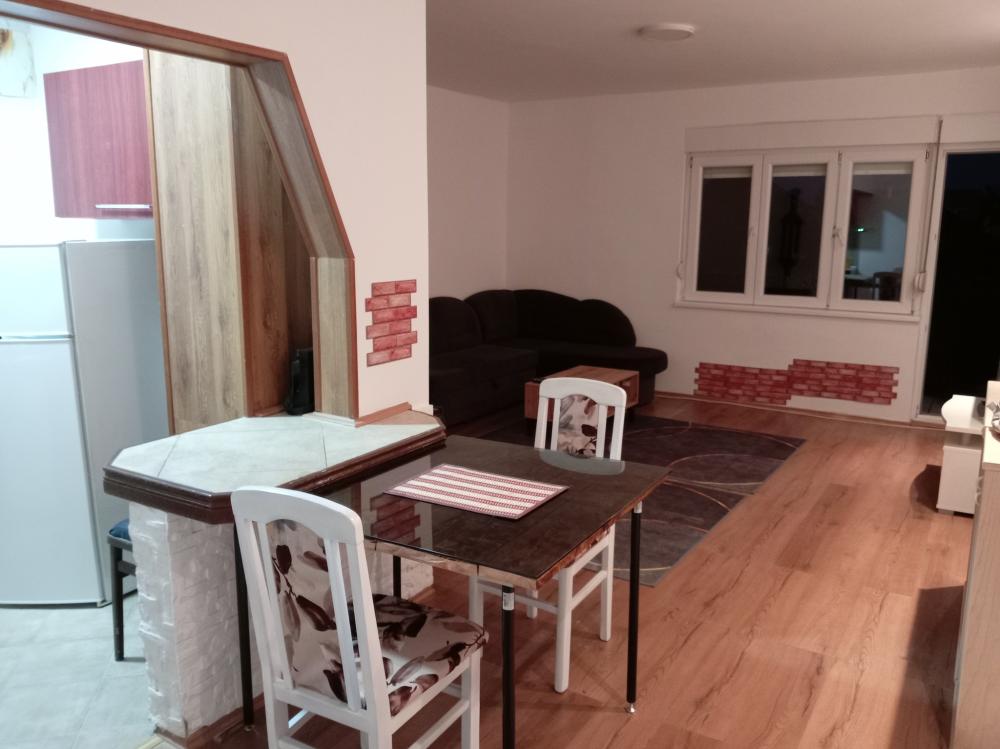 Slika 3 - beogradska 11, Četvorosoban stan za izdavanje, 120m2, 600€